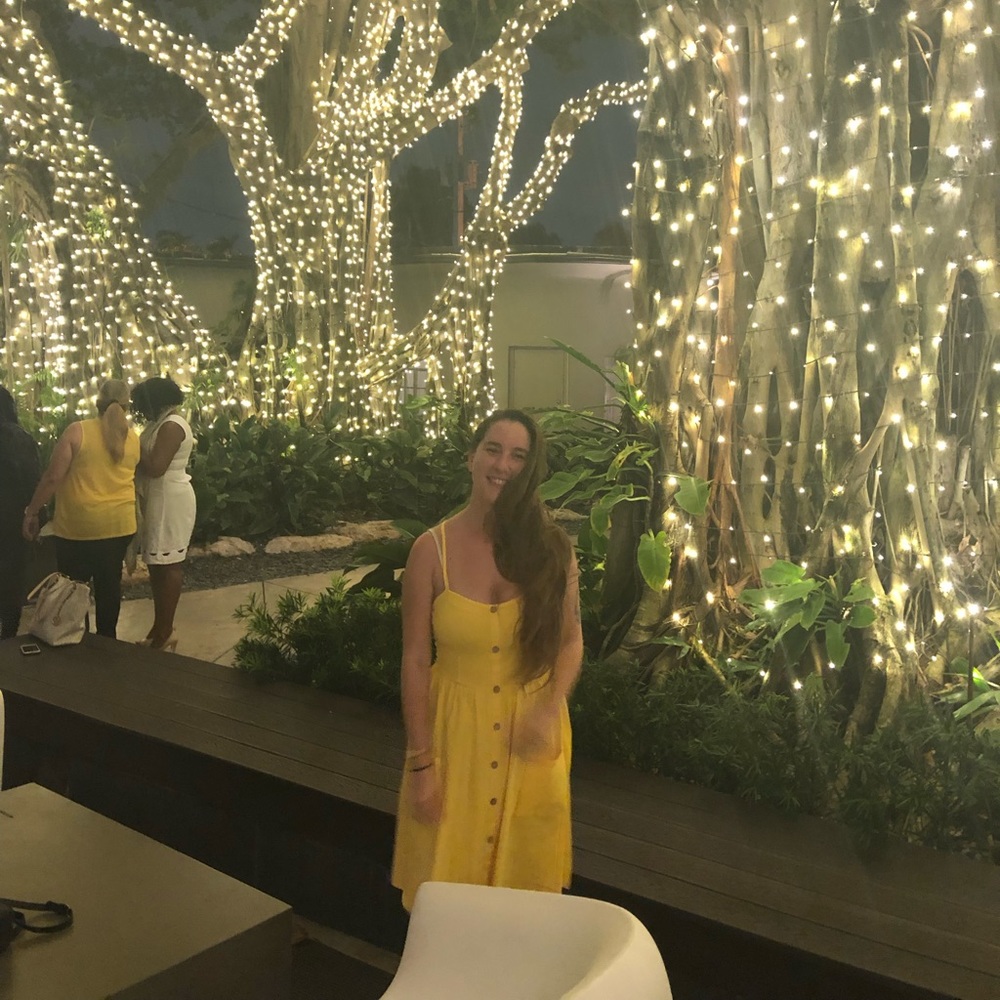 Meet your Posher, Lena